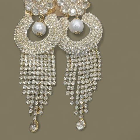 Elegant gold platted crystal Earrings with Pearl Accent